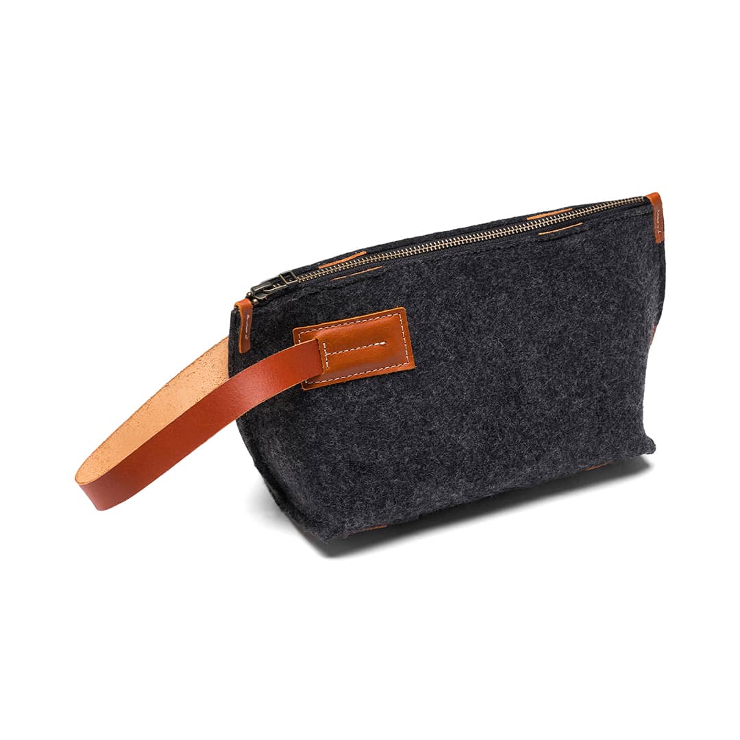Felt and Leather Travel Kit - Image 4